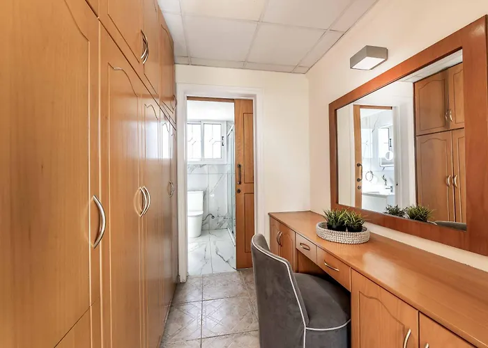 Artemisia Βίλα *